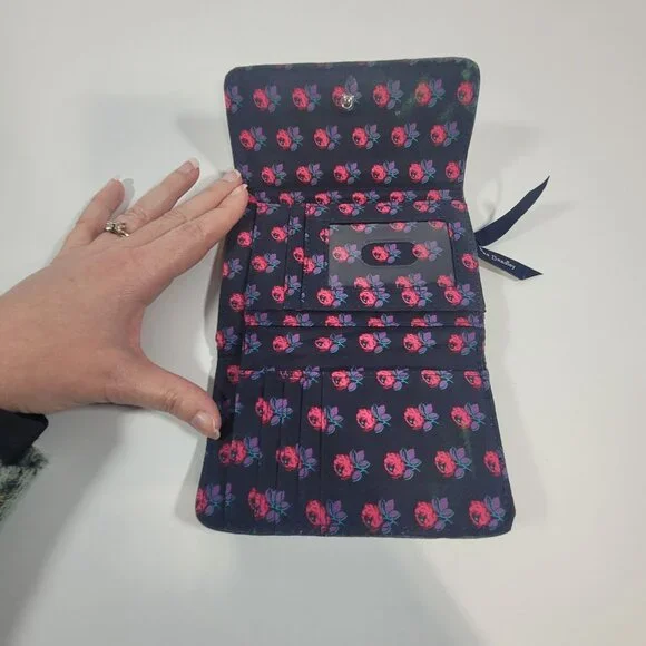 Vera Bradley Quilted‎ Blue Eoro Wallet Small Compact Tri Fold Floral Interior - Picture 5 of 7